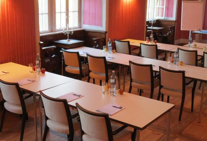 Отель Kloster Gasthof Speinshart