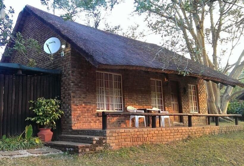 בית מלון כפרי Kwambali Riverside Lodge