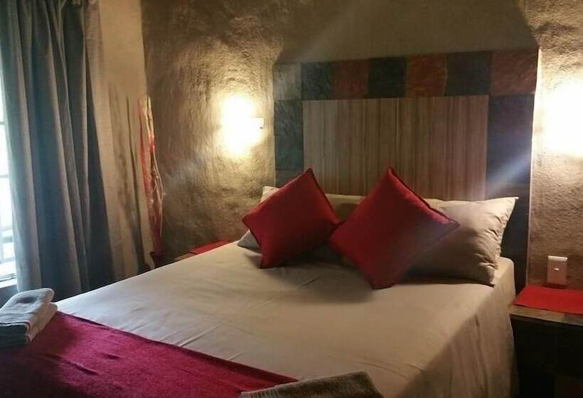 בית מלון כפרי Kwambali Riverside Lodge