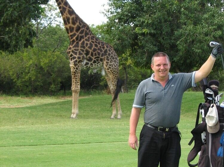 בית מלון כפרי Leriba Golf Lodge