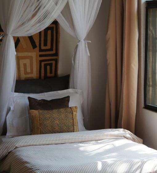 هتل Meru House Lekisilai