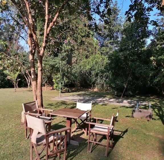 هتل Meru House Lekisilai