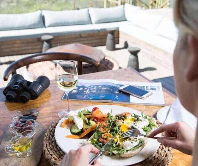 בית מלון כפרי Nambiti Hills Private Game Lodge