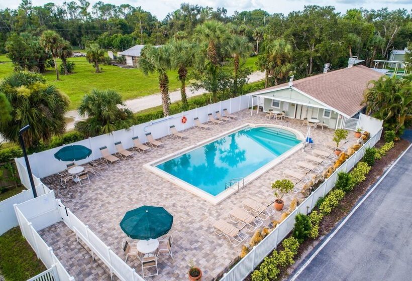 Отель Naples Rv Resort