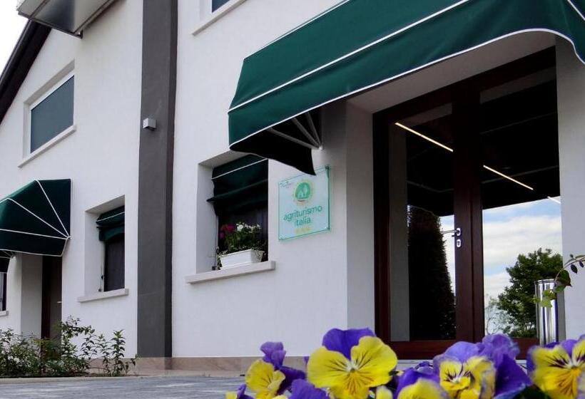 ホテル Oasi Bianca