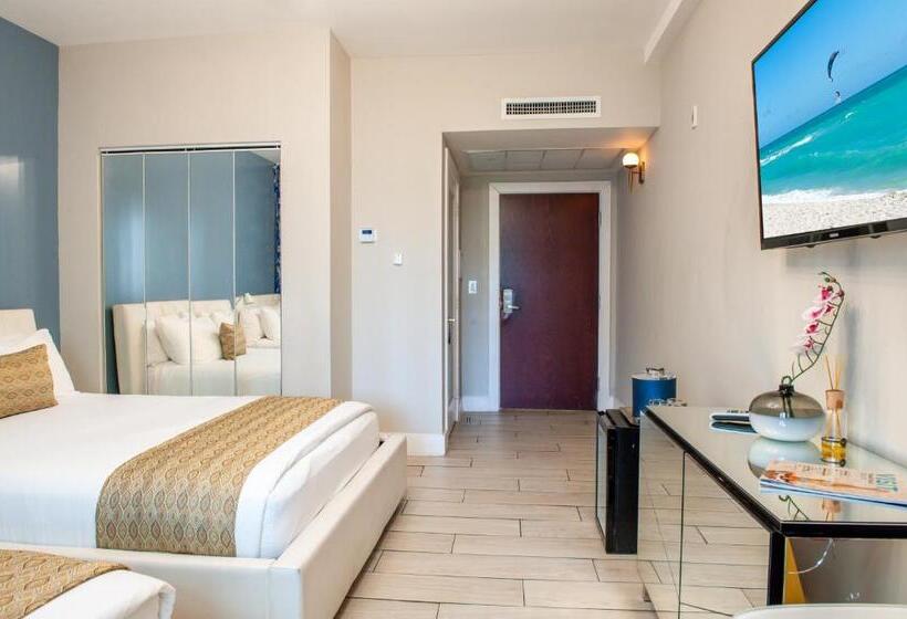 Oceanside Hotel And Suites