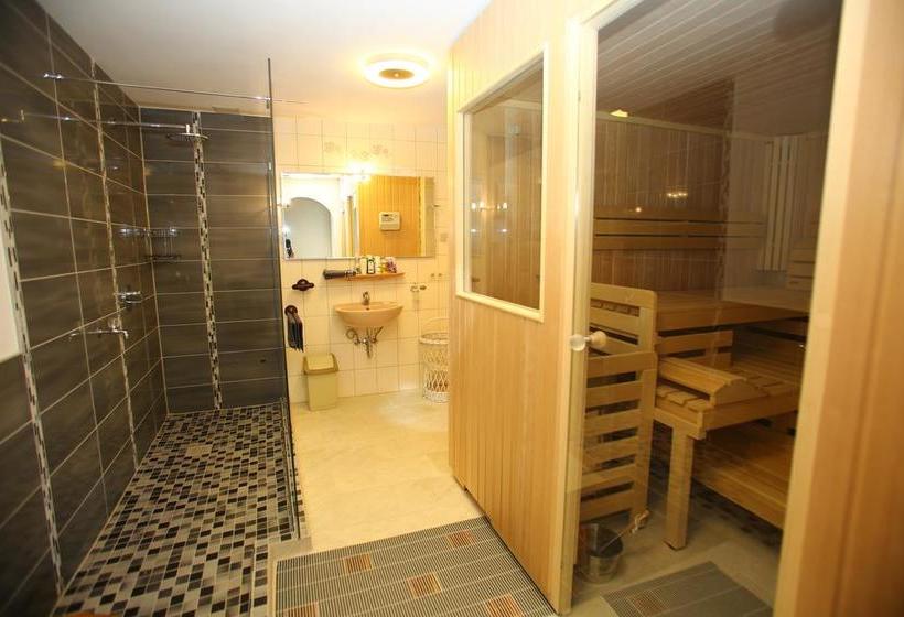 Отель Pension Weinberg Mit Landhaus Nizza