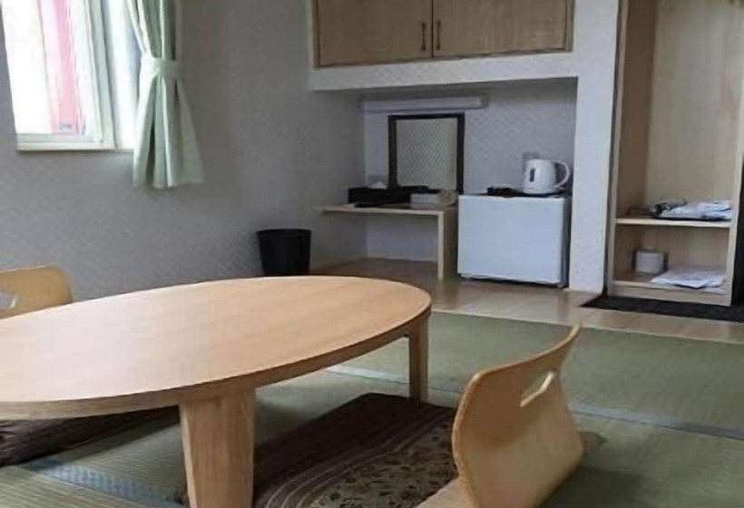 Petit Hotel Blanc Fleur