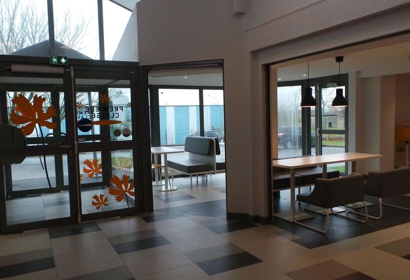 בית מלון כפרי Premiere Classe Amiens