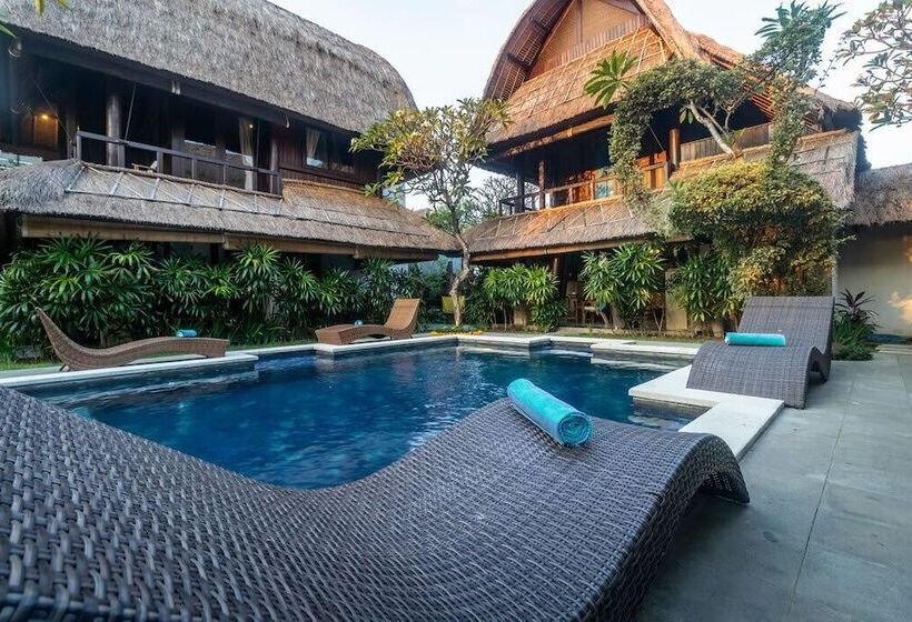 בית מלון כפרי Radiant Jepun Villa