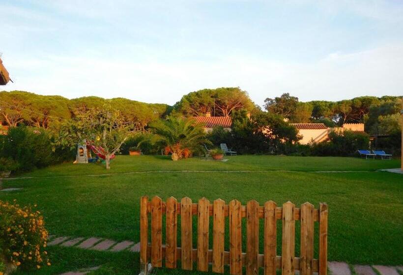 فندق Residence La Pineta