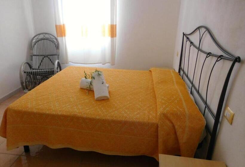 فندق Residence La Pineta