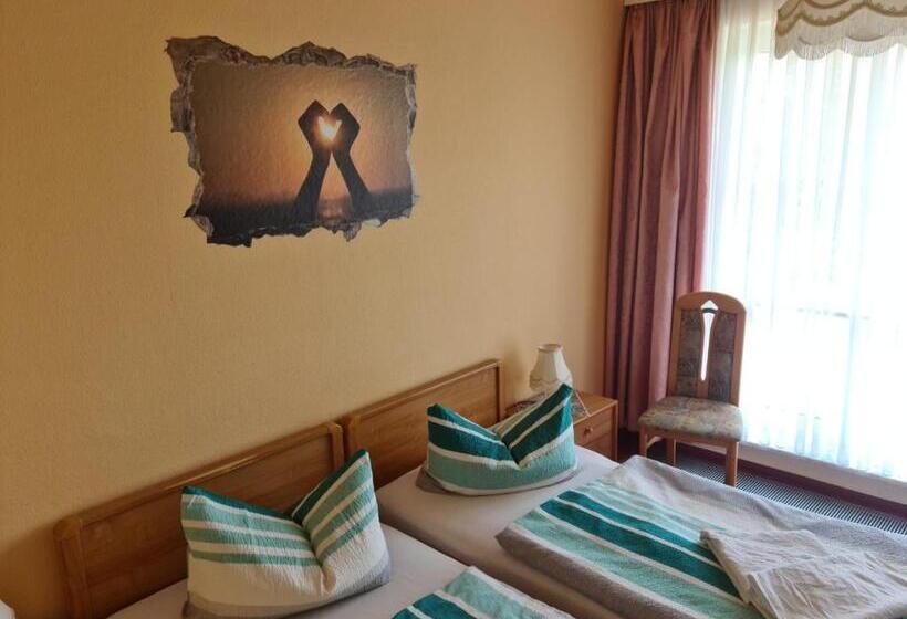 Отель Restaurant Am Worns Berg