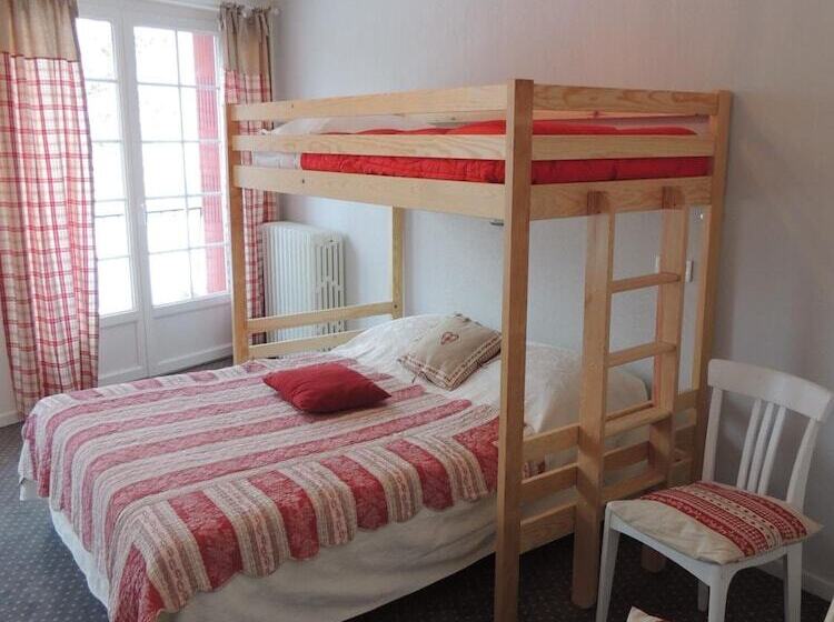 فندق Restaurant Du Plomb Du Cantal