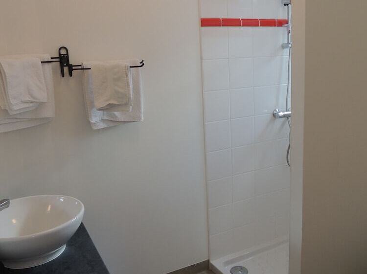 فندق Restaurant Du Plomb Du Cantal