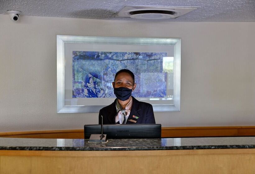 Отель Road Lodge Mbombela