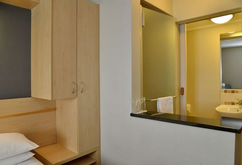 Отель Road Lodge Mbombela