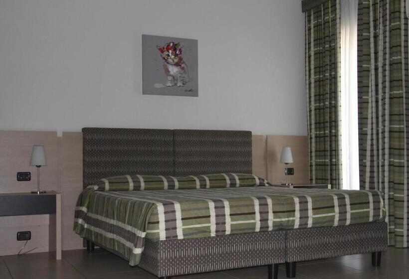 Отель Santo Stefano