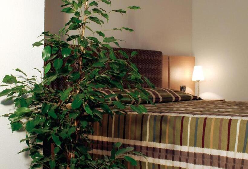 Отель Santo Stefano