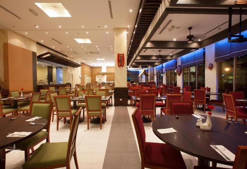 فندق Seri Malaysia Lawas