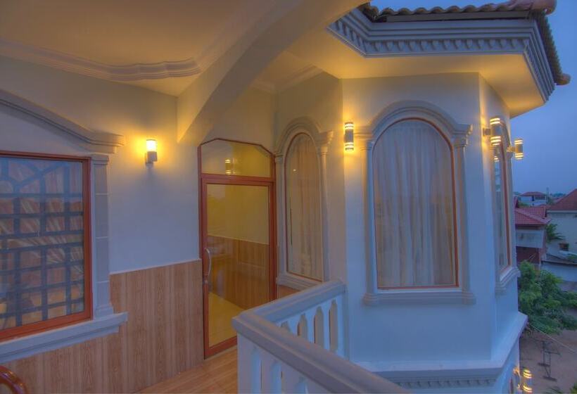 ホテル Serkirin Mary Angkor Villa