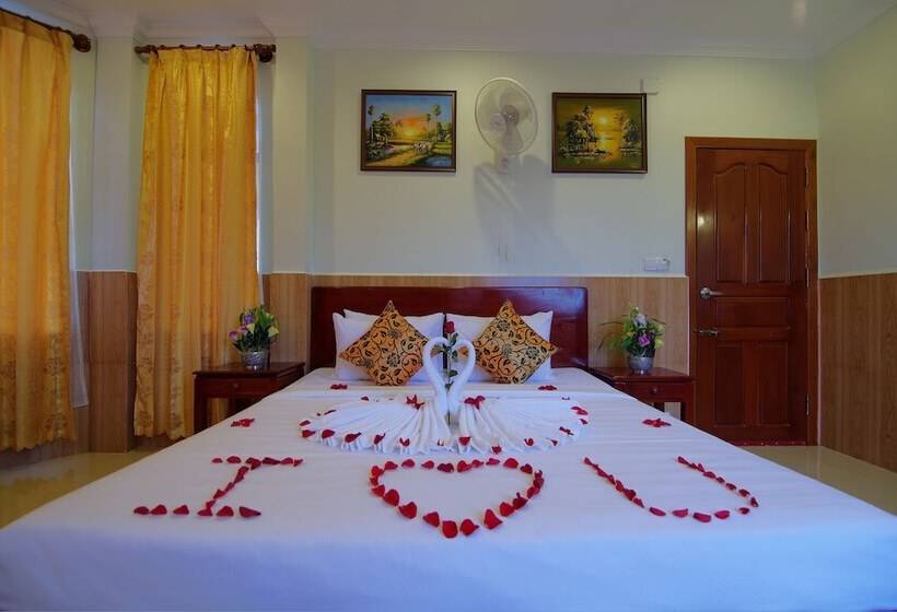 ホテル Serkirin Mary Angkor Villa