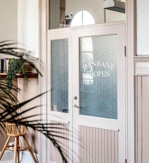 Отель Stationen