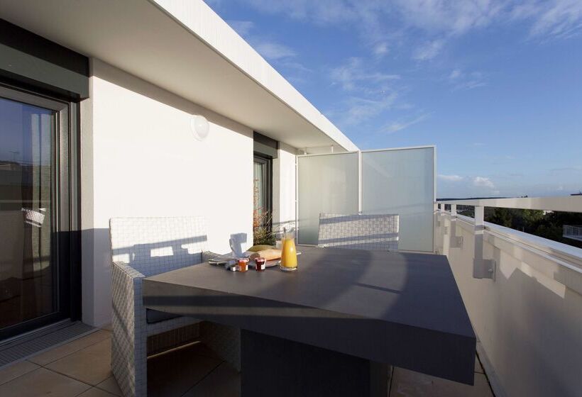 בית מלון כפרי Tulip Inn Massy Palaiseau Residence