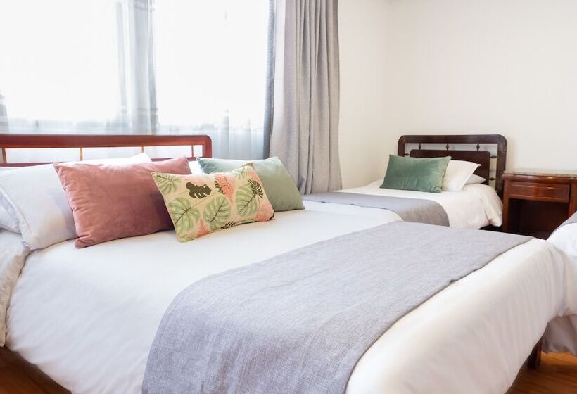 Отель Virrey Central