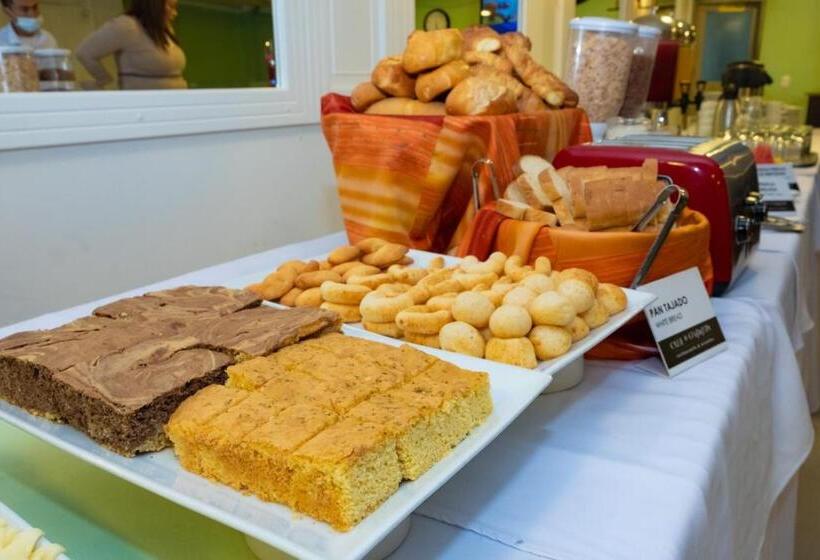 Отель Virrey Central