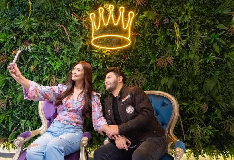 Отель Virrey Central