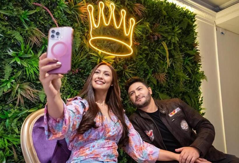 Отель Virrey Central