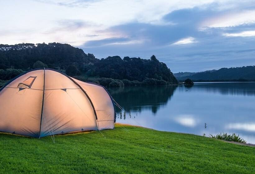 호텔 Waitangi Holiday Park