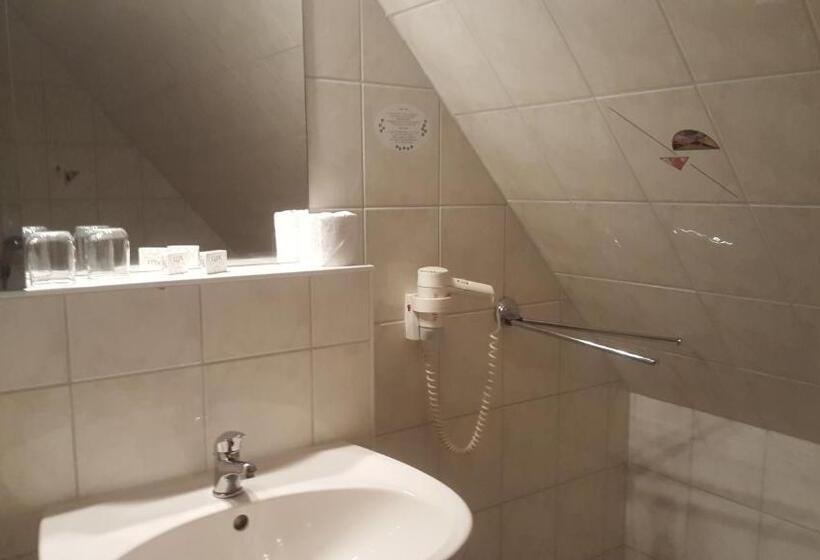 Отель Ziegenkrug Schweriner Tor