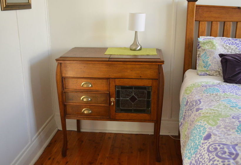 House On The Hill  Hunter Valley