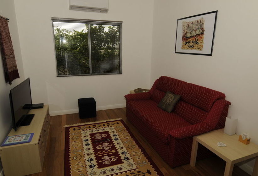 House On The Hill  Hunter Valley