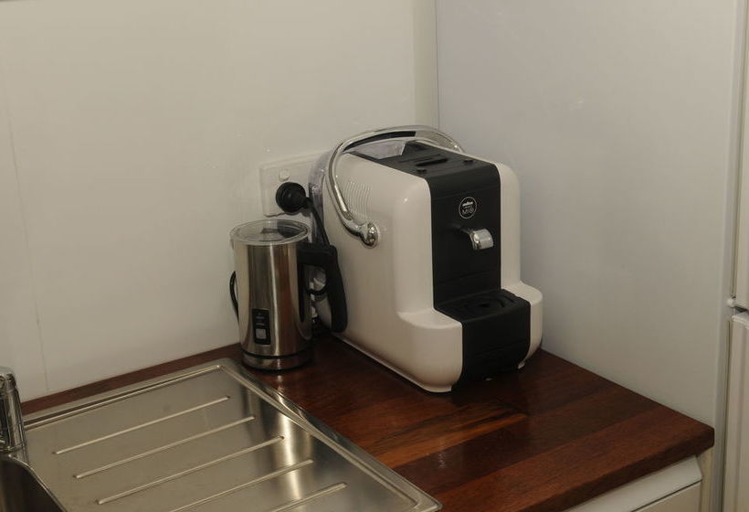 House On The Hill  Hunter Valley