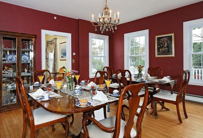 Bed and Breakfast Kennebec Inn