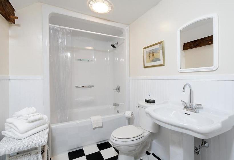 Bed and Breakfast Kennebec Inn