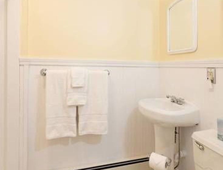 Bed and Breakfast Kennebec Inn