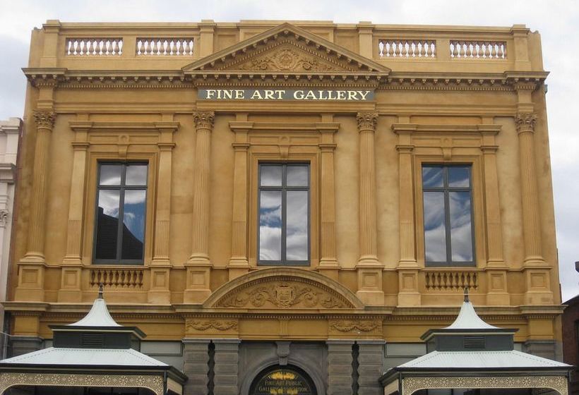 Lake Wendouree Luxury Apartments On Webster