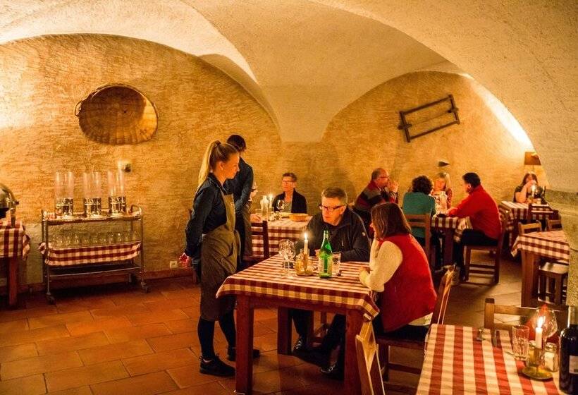 Langley Hotel La Vieille Ferme