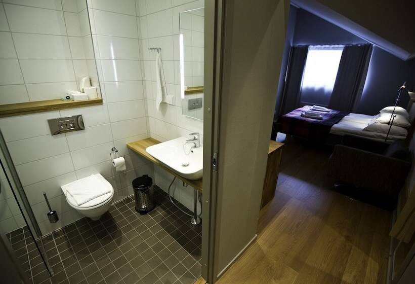 Levi Suites Unna Mànnu