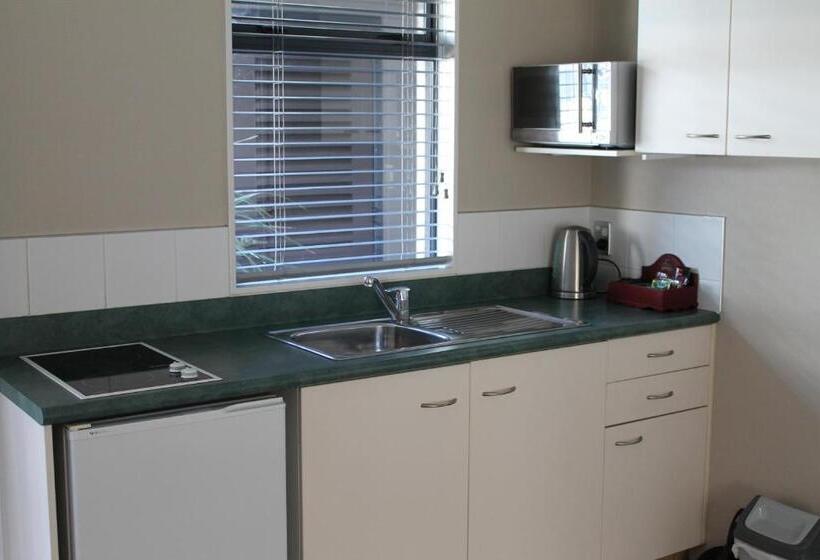 모텔 Aquarius Motor Inn