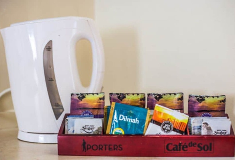 فندق على الطريق Bennetts Thermal Motor Inn