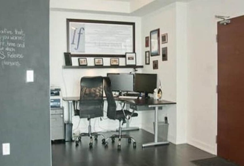 Nge Stays Downtown Suite Lake View