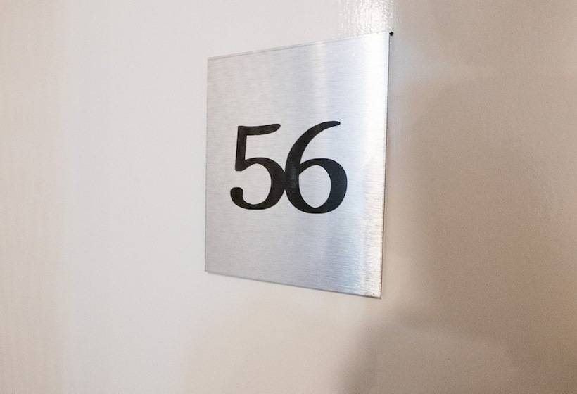 Pacific Plaza Apartments