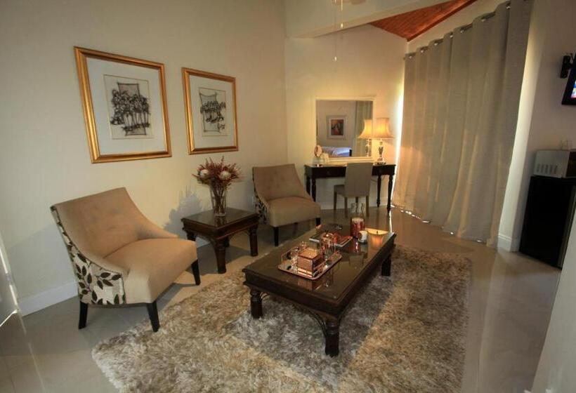 פנסיון Andante Lodge