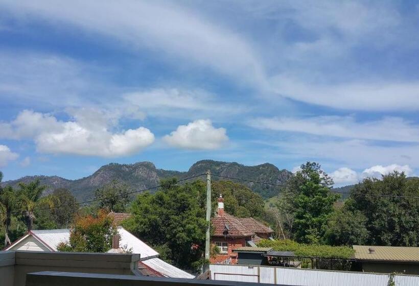 פנסיון Coppers Hill Private Accommodation