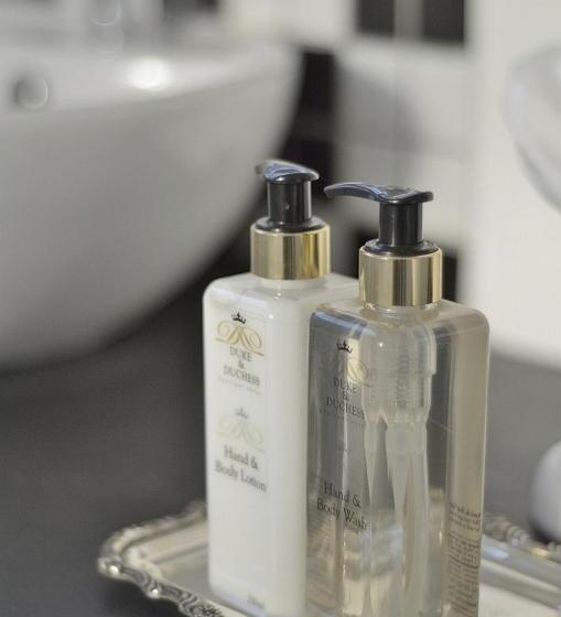 Пансион Duke & Duchess Boutique